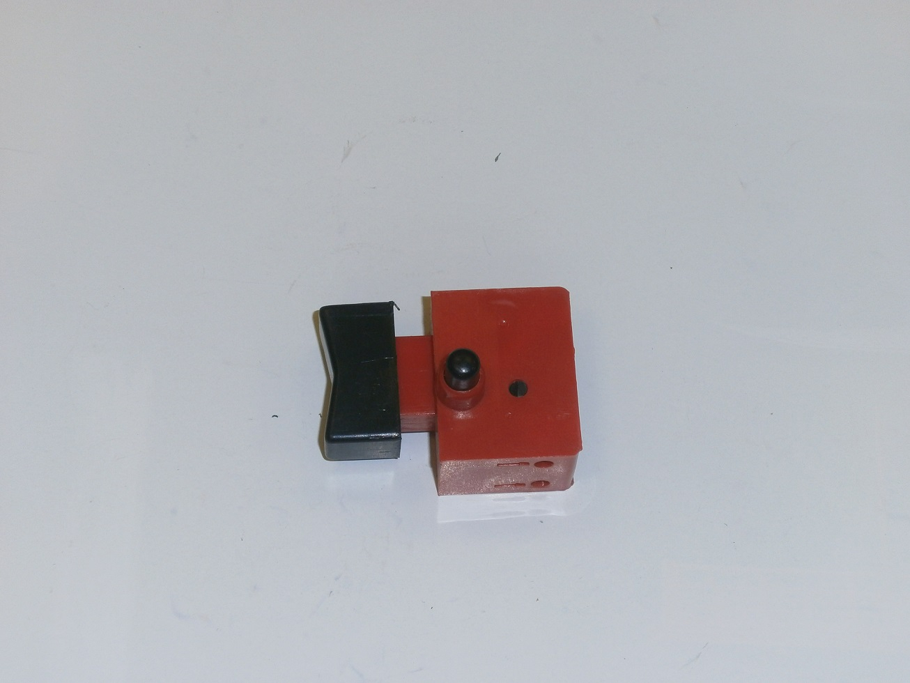 Выключатель DDE VD1330Z (VD13-0008)