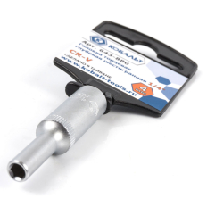Головка торцевая глубокая КОБАЛЬТ 1/4", 4 мм, Cr-V (1 шт.) подвес (643-880)(1 шт.) подвес