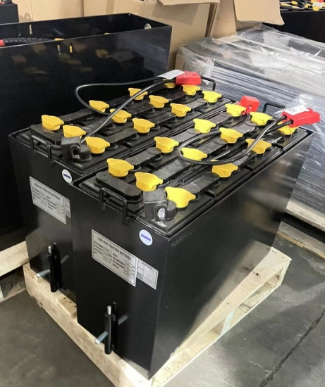 Аккумулятор свинцово-кислотный (WET) 24В/240Ач 750х170х570 для тележек CBD20R-II