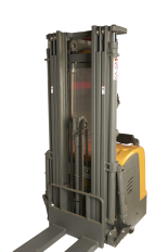 Штабелер самоходный 2,0 т 4,5 м XILIN CDDK20 24/300 В/Ач ЭУР, контроль скорости, выдвижные опоры (с платформой)